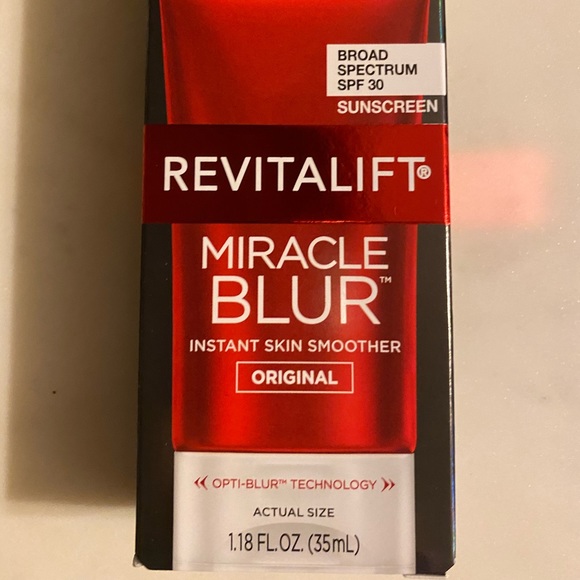 Miracle Blur revitalift L’Oréal Paris NEW SEALED - Picture 7 of 8